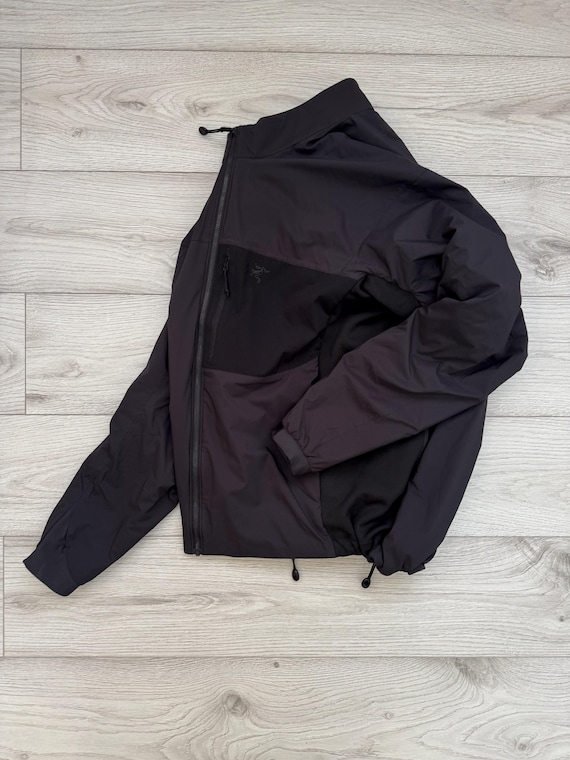 Arcteryx leaf atom lt - Gem Arcteryx leaf atom lt - Gem