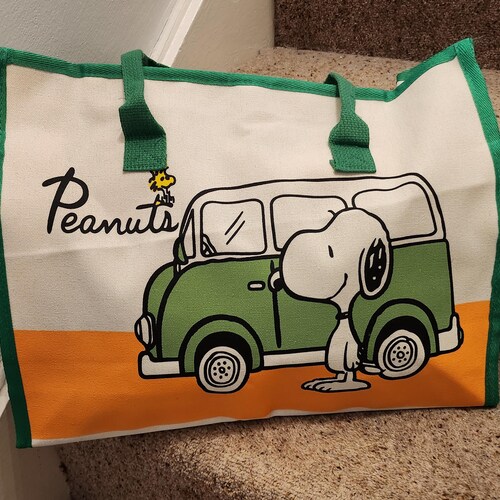 Snoopy & Woodstock Canvas Tote Bag – Vibrant and Versatile!
