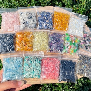 Chips de cristal genuinos a granel, bolsas de 1 oz, minicristales semipulidos sin perforar de 5 a 7 mm, piedras pulidas, cristales pequeños, chips de piedras preciosas