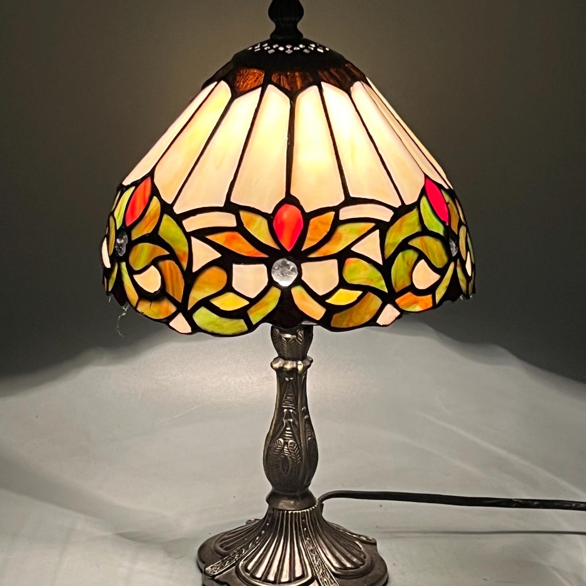 Floral Tiffany Table Lamp, Beige
