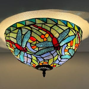 Lámpara de techo Tiffany empotrada con diseño floral de libélula, decoración para el hogar, lámpara colgante antigua hecha a mano, lámpara de araña Tiffany con diseño de animales de 35,5 cm (14 pulgadas)
