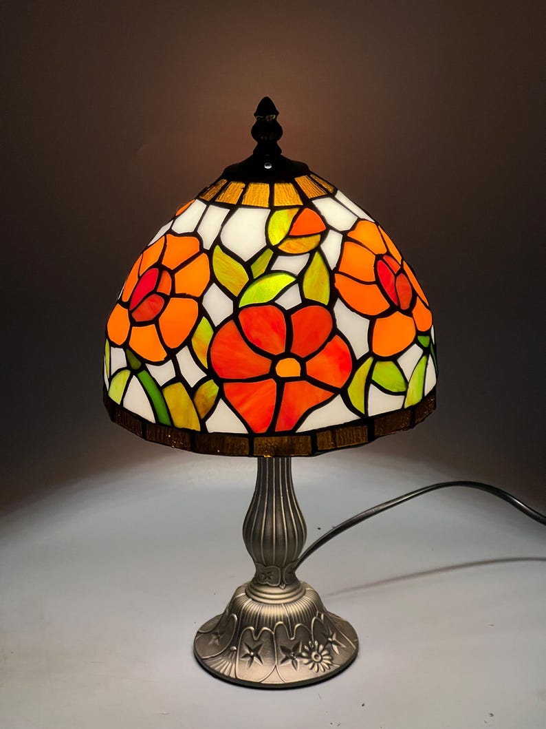 Floral Tiffany Table Lamp, Home Decor, Handmade Antique Lighting, Flower Tiffany lamp