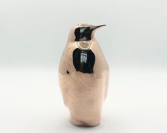 Pingüino miniatura de bronce pulido