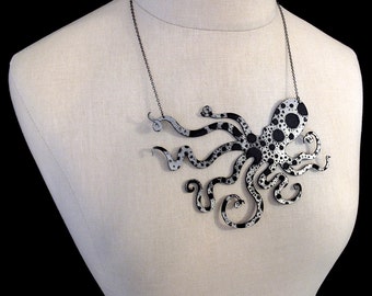 Spotted Octopus Necklace – 6" Octo Charm – 9 Metallic & Neon Colors – Oversized Nautical Jewelry