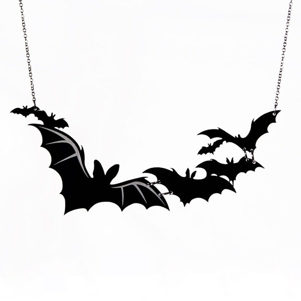 Collar de murciélago con colgante – Joyería gótica grande para Halloween – 36 colores
