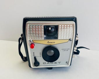 Vintage Ansco Cadet Camera