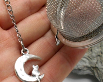 Tea Ball Infuser / Cat and Moon Charm /Tea Ball, Tea Strainer, Tea Infuser, Tea Brewing, Cat, Moon, Wicca, Halloween, Cat and Moon