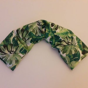Heat pad ,Microwave Heat Pack / Flax Seed/  hot cokd pack, Scented or Unscented - tropical leaf