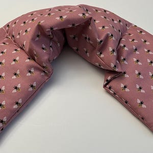 Honey Bee Rice Heating Pad: Scented Neck Wrap, Hot Cold Therapy