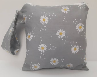 Wet Bag, Daisy Gray Wet Bag For Cloth diapers, Sports Bag, Dirty Diaper Bag, Wet Dry Bag, Gym Bag, Cosmetic Bag, Diaper clutch