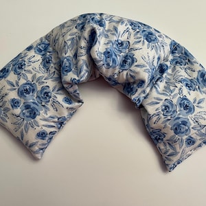 Blue Bouquet Rice Heating Pad: Hot Cold Therapy Wrap, Scented/Unscented