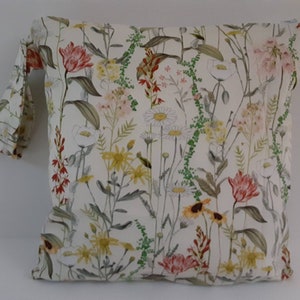 Wet Bag, Wild Flower Wet Bag For Cloth diapers, Sports Bag, Dirty Diaper Bag, Wet Dry Bag, Gym Bag, Cosmetic Bag, Diaper clutch