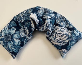 Floral Rice Heating Pad: Scented Neck Wrap, Hot Cold Therapy, Blue Peony