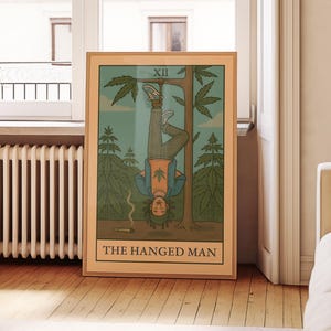 The Hanged Man Tarot Poster - 420 Tarot Wandkunst, Cannabis Major Arcana Print, Stoner Spirituelles Dekor