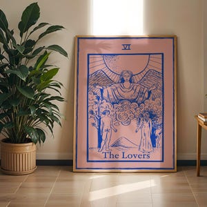 Poster dei Tarocchi degli Amanti - Arte murale moderna degli Arcani Maggiori, stampa di carte dei Tarocchi, decorazione spirituale rosa e indaco