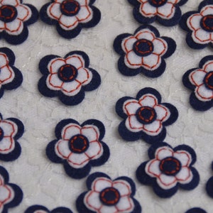 Set of 12pcs felt flower--merlin blue/white (FT406)