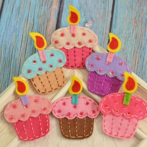 Novo! Conjunto de 6 unidades de cupcake de feltro feito à mão - cores misturadas (CL2953)