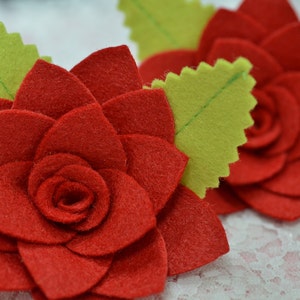 Set of 4pcs handmade felt flower with leaves--red (FT346)