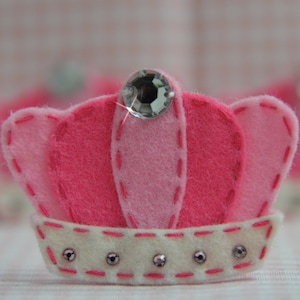 Set of 6pcs handmade felt crown--baby pink (FT955)