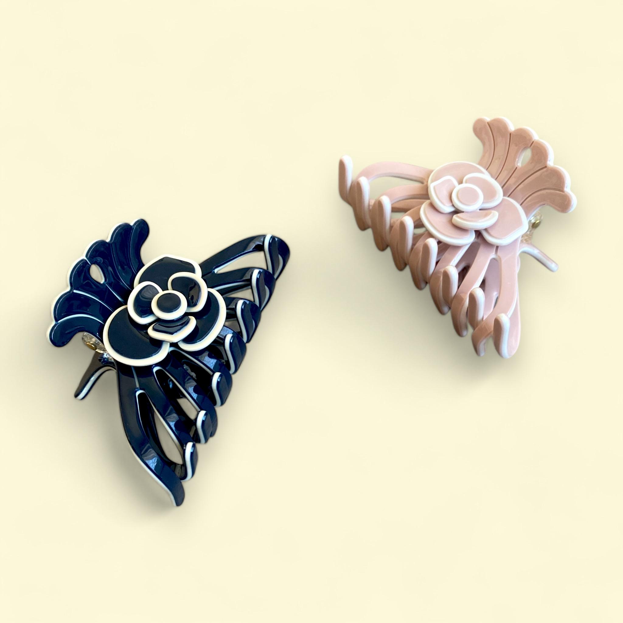 Chanel hair clip - Etsy 日本