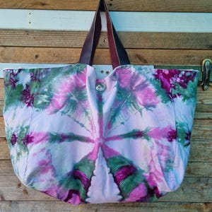 Borsa da spiaggia XXL * shopper regolabile realizzata in tela tinta a mano in stile TIE DYE Borsa da spiaggia Shibori