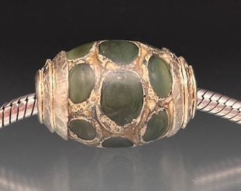 BHB Glass Beads of Passion Leah Deeb - Rich Green Scale Capped Focal