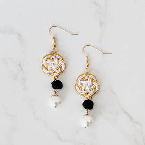 Mizuhiki Earrings – Handmade Japanese Knot Jewelry | Unique Symbolic Gift from Japan - light weight - Modern black and white earrings