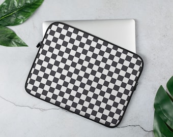 Schwarz und weiß karierte Laptophülle für mehrere Größen