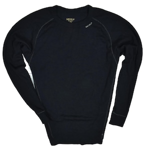 May include: Black long-sleeved shirt with a crew neck and raglan sleeves. The shirt has a slim fit and features the brand name "Devold" in small white text on the upper chest. The stitching is a light grey color.