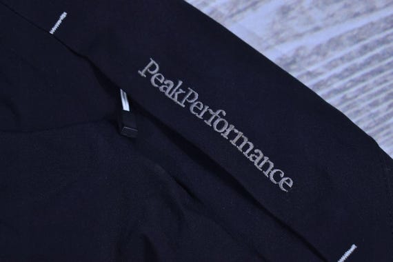Peak Performance Softshell Trekking Jacket / Xs - image 4