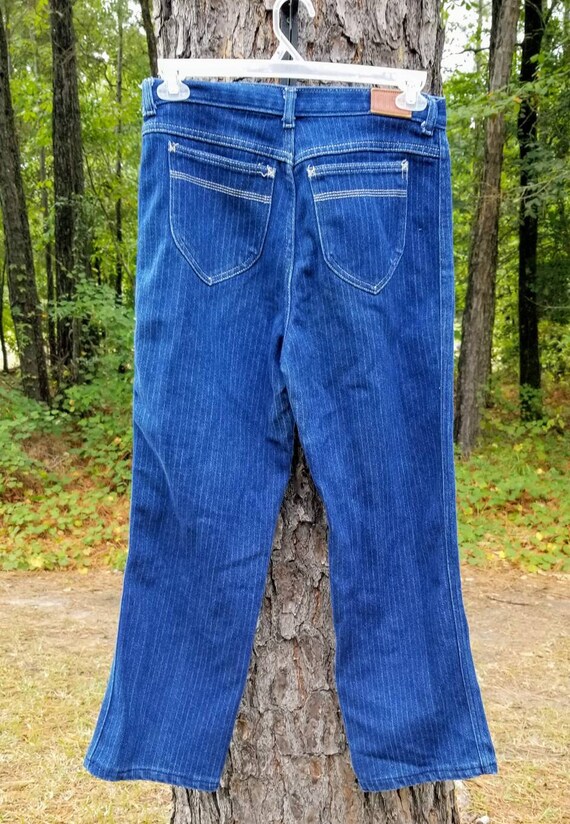 32 waist jeans