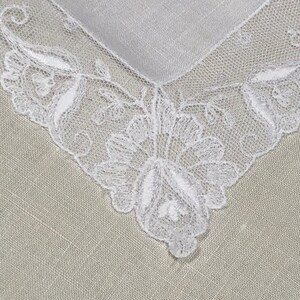 Vintage White Lace Bridal Hanky Wedding Hankie Handkerchief Mother of the Bride Something Old image 4