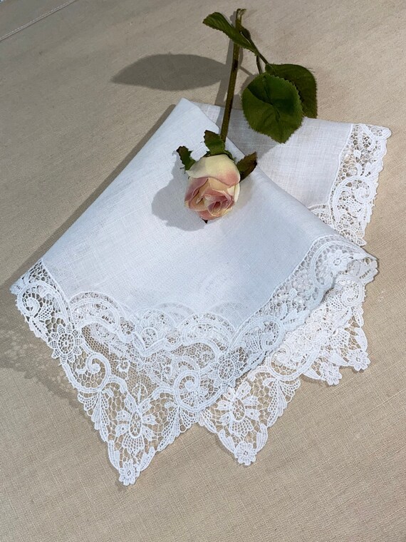 Vintage White Lace Bridal Hanky - Wedding  Hankie… - image 6