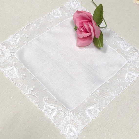 Vintage White Lace Bridal Hanky - Wedding  Hankie… - image 3