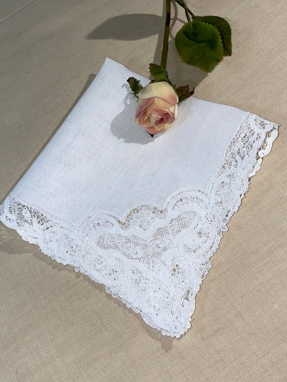 Vintage White Lace Bridal Hanky - Wedding  Hankie… - image 9