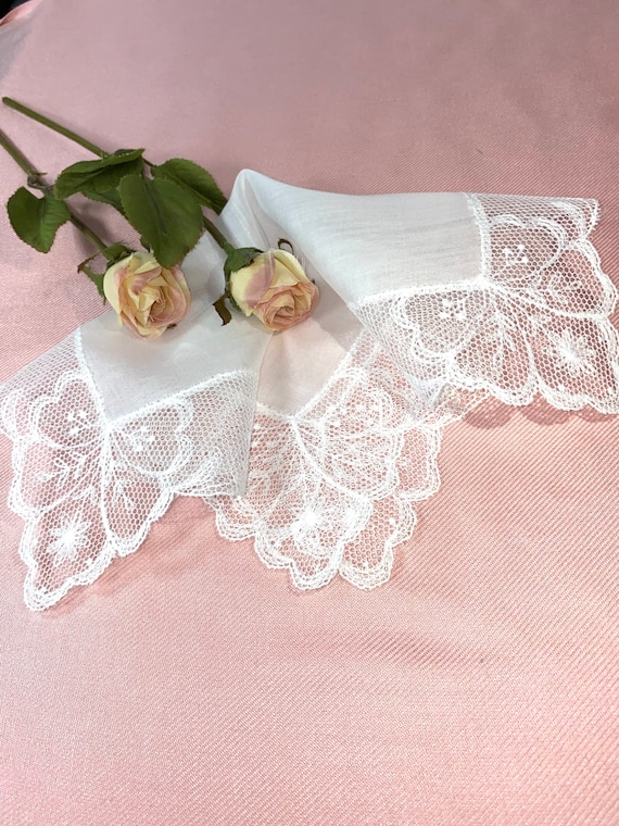 White Lace Bridal Hanky - Hankie Handkerchief Wedd