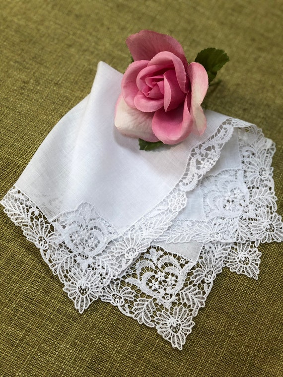Vintage White Lace Bridal Hanky - Hankie Handkerc… - image 1