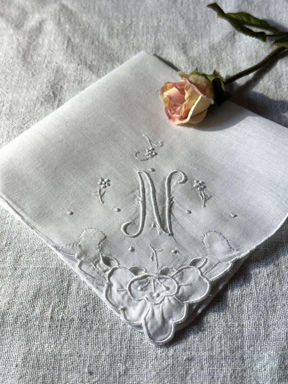 Vintage White Hanky with a White Initial N Hankie… - image 9