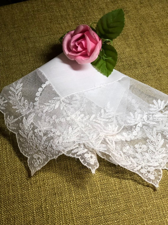 Vintage White Lace Bridal Hanky - Hankie Handkerc… - image 5