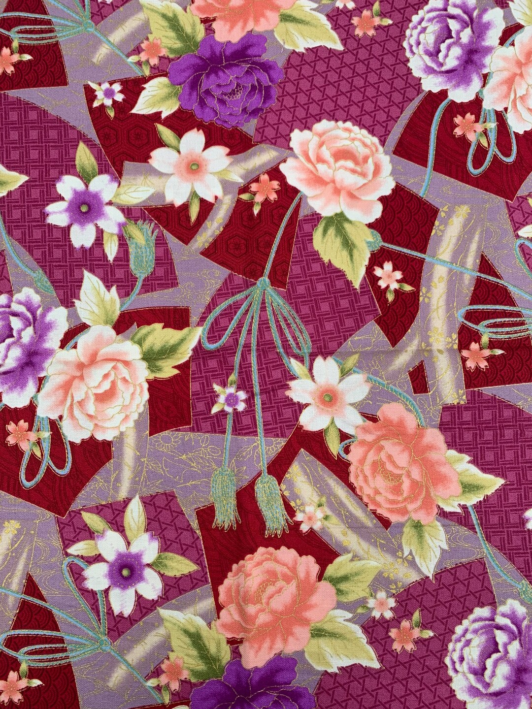 Japanese Cotton Fabric Traditional Magenta Pink Roses Gold Detail Print ...