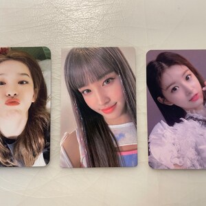 Cartes photo K-Pop officielles - STAYC, Red Velvet, Everglow, lot de 3