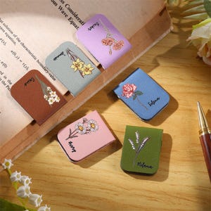 Custom Leather Birth Flower Bookmark,Name Bookmark with Birth Flower,Gifts for readers,Personalized Magnetic Bookmark,Gift for Book Lovers