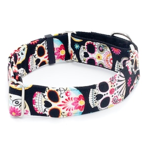 Sugar Skull Fiesta Dog Collar - Martingala o Hebilla - 1.5" - 2" Anchos - Día de los Muertos, Calavera, Candy Skull
