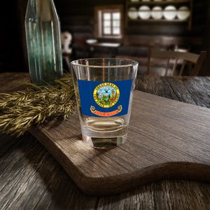 Idaho Flag Shot Glass, Celebrate Heritage, Perfect for Gifts, Home Bar Decor, Unique Collectible, 1.5oz Drinkware
