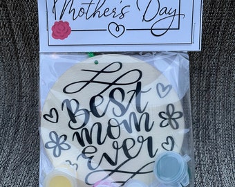 Paint your own, paint your own magnet kit, Mother’s Day, Grandma, Magnets, Moms, kids craft, grandchildren gift, gifts for mom, best Mom