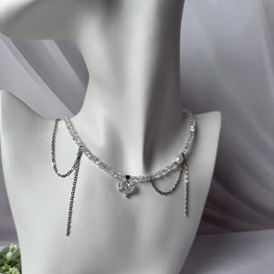 Collar de plata con forma de pájaro, collar de cuentas de cristal blanco, gargantilla de cristal con colgante de corazón, collar delicado, regalo de joyería personalizado para novia