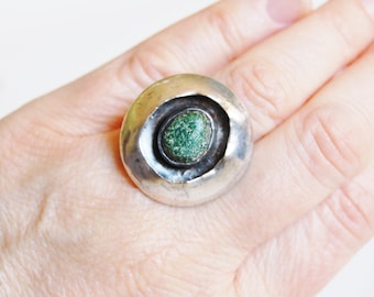 Vintage Silver Ring 1940s Shadow Bezel Set Green Stone Unusual Southwestern