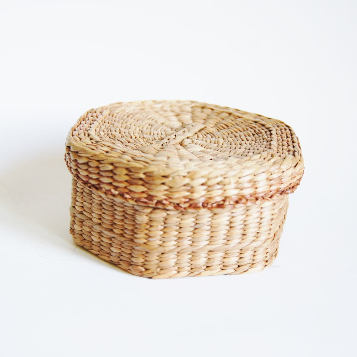 Vintage 1970s Sweet Grass Basket With Lid Boho Decor Hexagonal Etsy