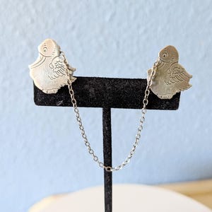 1930s Sterling Silver Duck Bib Clips, Vintage Sweater Guard zdjęcie 1