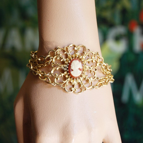 Vintage Gold Tone Chain Link Bracelet with Cameo 1960s Victorian Revival Signed Celebrity NY